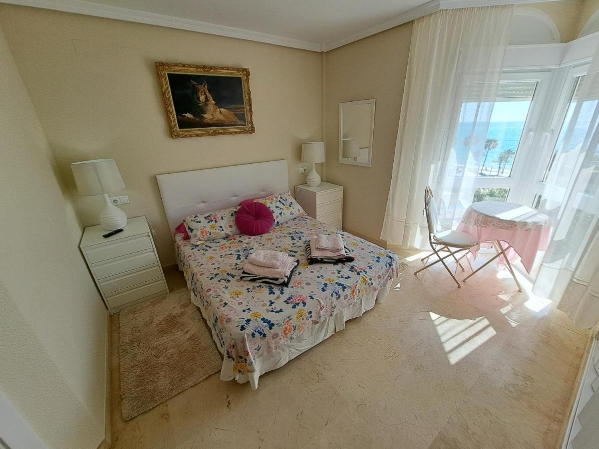 Three Bedroom Apartment In Albir - Playamar II Альбир Экстерьер фото